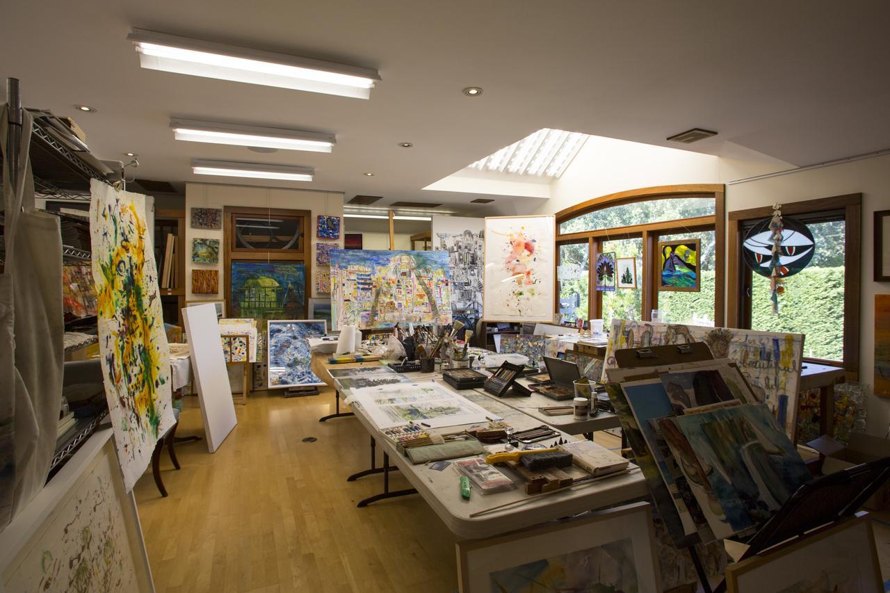 East Hampton Art House Bed And Breakfast Eksteriør bilde