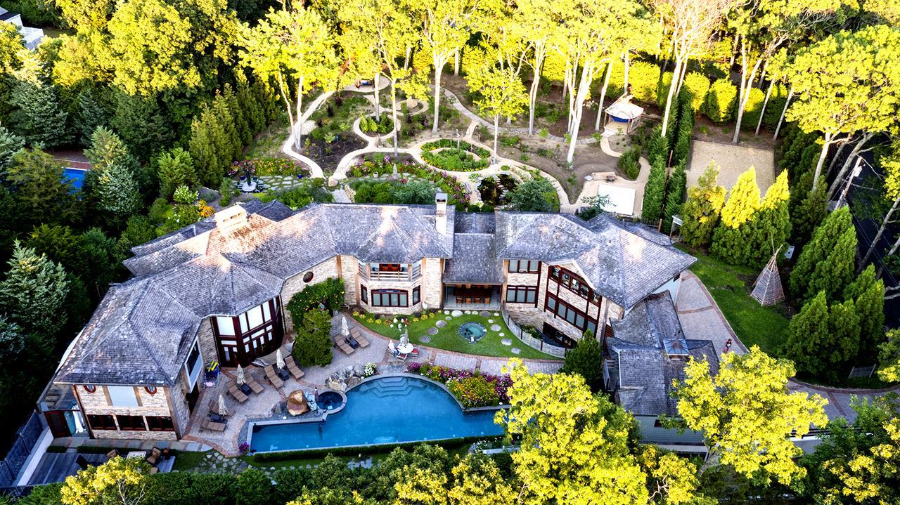 East Hampton Art House Bed And Breakfast Eksteriør bilde